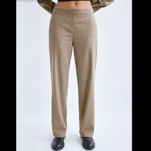 Aritzia Babaton Pull On Mina Pant Wide Leg